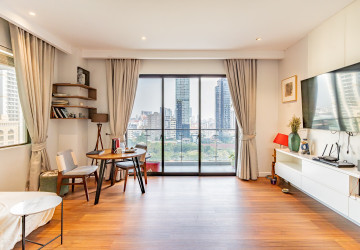 13th Floor 2  Bedroom Condo For Sale - Embassy Central, BKK 1, Phnom Penh thumbnail