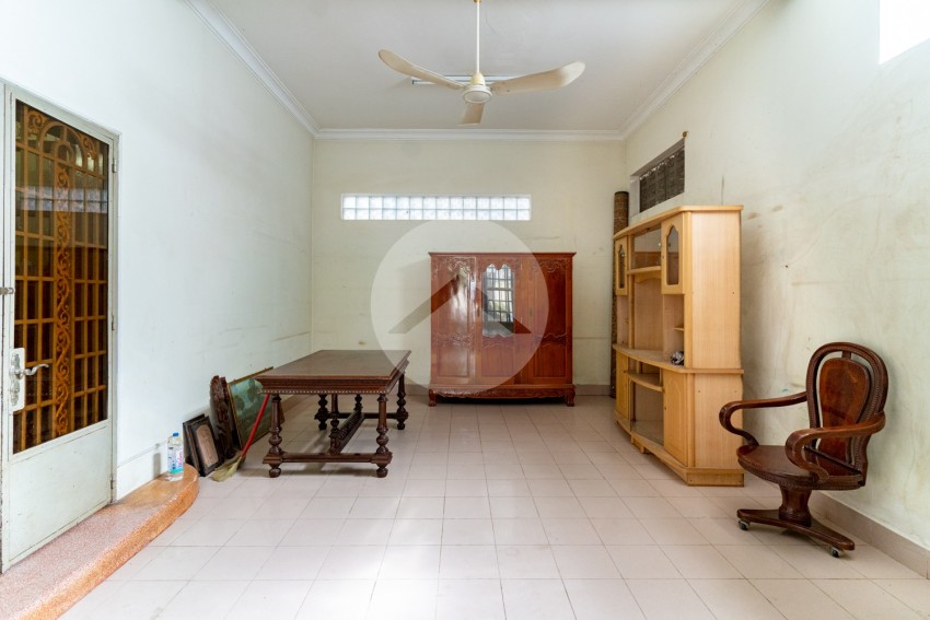 4 Bedroom Bungalow Villa For Sale - Toul Kork, Phnom Penh