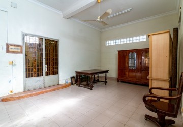 4 Bedroom Bungalow Villa For Sale - Toul Kork, Phnom Penh thumbnail