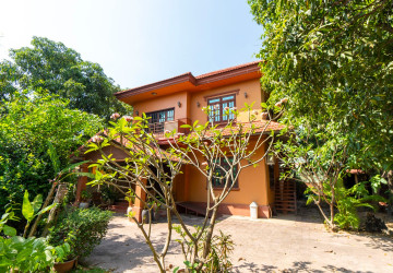 4 Bedroom Villa For Rent - Sala Kamreuk, Siem Reap thumbnail