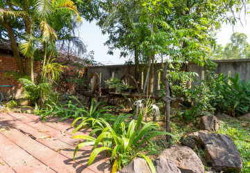 4 Bedroom Villa For Rent - Sala Kamreuk, Siem Reap thumbnail