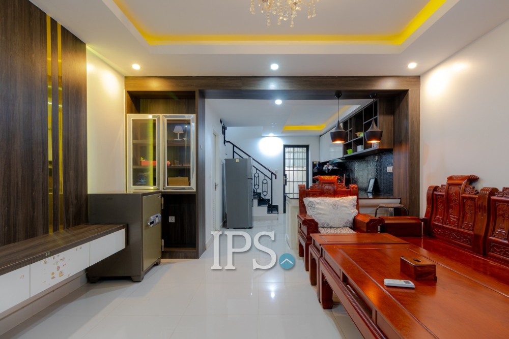 3 Bedroom Townhouse For Rent - Svay Dangkum, Siem Reap - Image 2