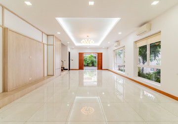 6 Bedroom Villa For Sale - Toul Svay Prey 2, Phnom Penh - Image 3