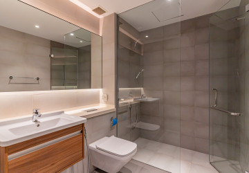 16th Floor Duplex 2 Bedroom Condo For Sale - Embassy Central, BKK1, Phnom Penh thumbnail