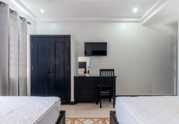 7 Bedroom Guesthouse  For Rent - Sala Kamreuk, Siem Reap thumbnail