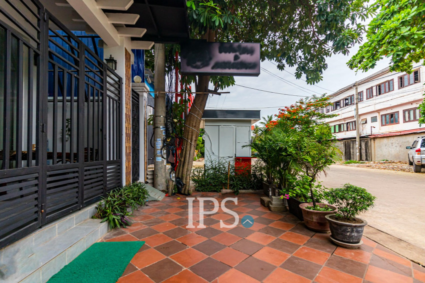 7 Bedroom Guesthouse  For Rent - Sala Kamreuk, Siem Reap