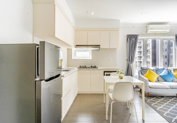 1 Bedroom Serviced Apartment For Rent - BKK1, Phnom Penh thumbnail