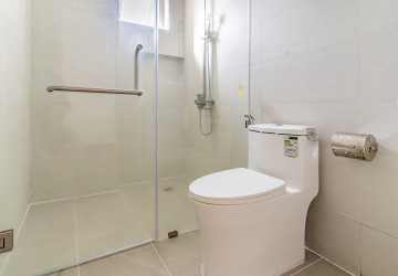 1 Bedroom Serviced Apartment For Rent - BKK1, Phnom Penh thumbnail