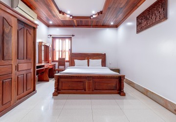 3 Bedroom Apartment For Rent - Kouk Chak, Siem Reap thumbnail