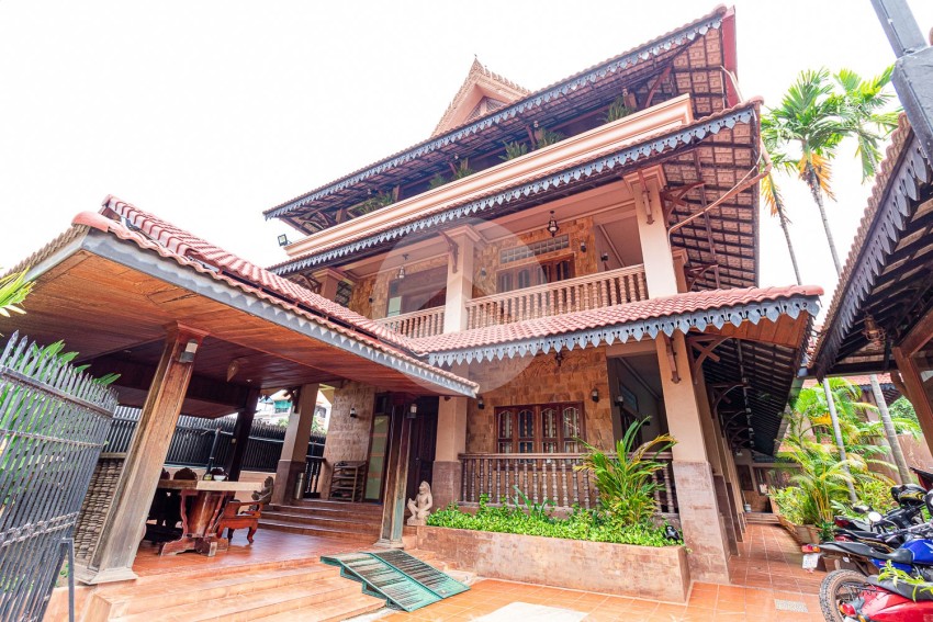 3 Bedroom Apartment For Rent - Kouk Chak, Siem Reap