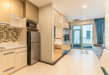 1 Bedroom Serviced Apartment For Rent - BKK1, Phnom Penh thumbnail