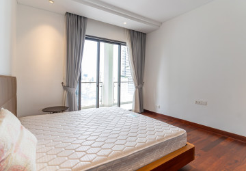 3 Bedroom Condo For Rent - Embassy Central, BKK1, Phnom Penh thumbnail