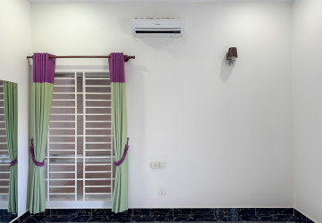 3 Bedroom House For Rent - Svay Thom, Siem Reap thumbnail