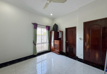3 Bedroom House For Rent - Svay Thom, Siem Reap thumbnail