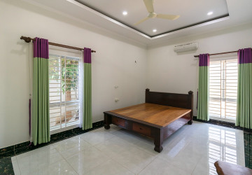 3 Bedroom House For Rent - Svay Thom, Siem Reap thumbnail
