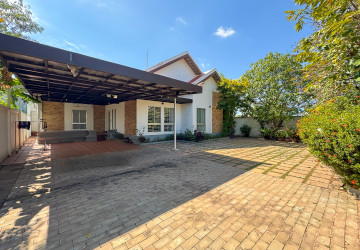 3 Bedroom House For Rent - Svay Thom, Siem Reap thumbnail