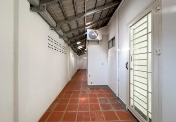 3 Bedroom House For Rent - Svay Thom, Siem Reap thumbnail