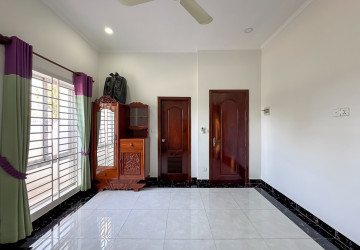 3 Bedroom House For Rent - Svay Thom, Siem Reap thumbnail