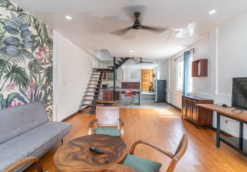 Renovated 2 Bedroom Apartment For Rent - Beoung Raing, Phnom Penh thumbnail