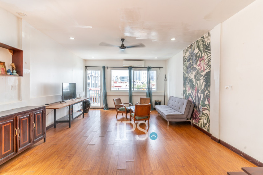 Renovated 2 Bedroom Apartment For Rent - Beoung Raing, Phnom Penh