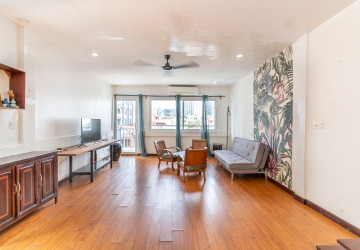 Renovated 2 Bedroom Apartment For Rent - Beoung Raing, Phnom Penh thumbnail