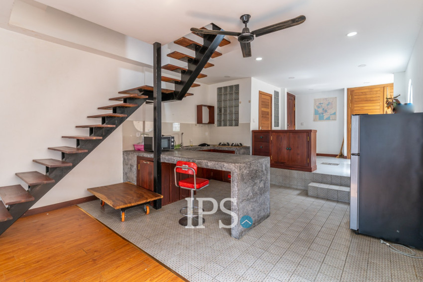 Renovated 2 Bedroom Apartment For Rent - Beoung Raing, Phnom Penh