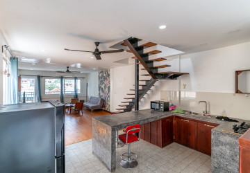 Renovated 2 Bedroom Apartment For Rent - Beoung Raing, Phnom Penh thumbnail