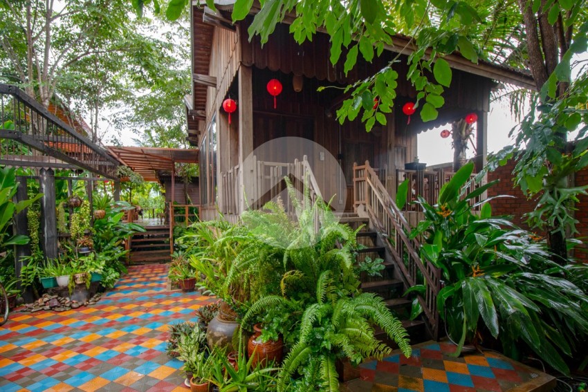 2 Bedrooms Wooden House For Sale - Chreav, Siem Reap
