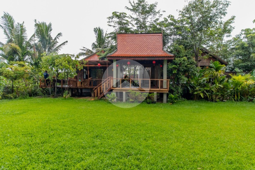 2 Bedrooms Wooden House For Sale - Chreav, Siem Reap