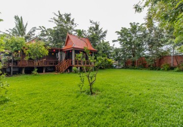 2 Bedrooms Wooden House For Sale - Chreav, Siem Reap thumbnail