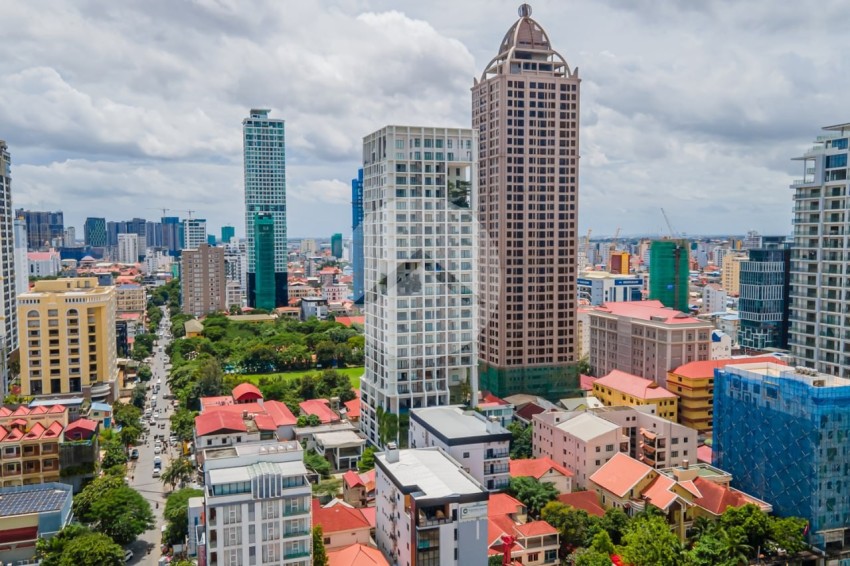 14th Floor-1 Bedroom Condo For Sale - Embassy Central, BKK1, Phnom Penh