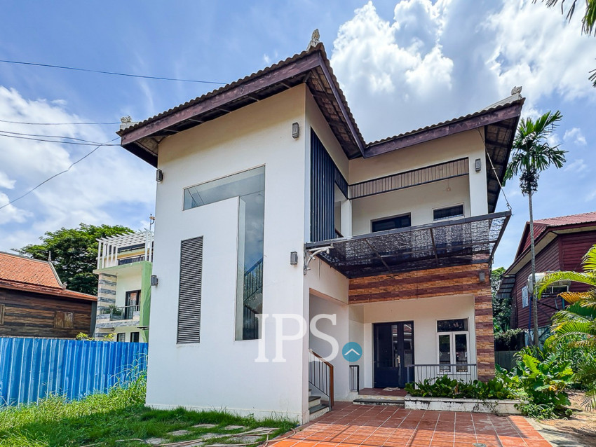 4 Bedroom House For Rent - Slor Kram, Siem Reap
