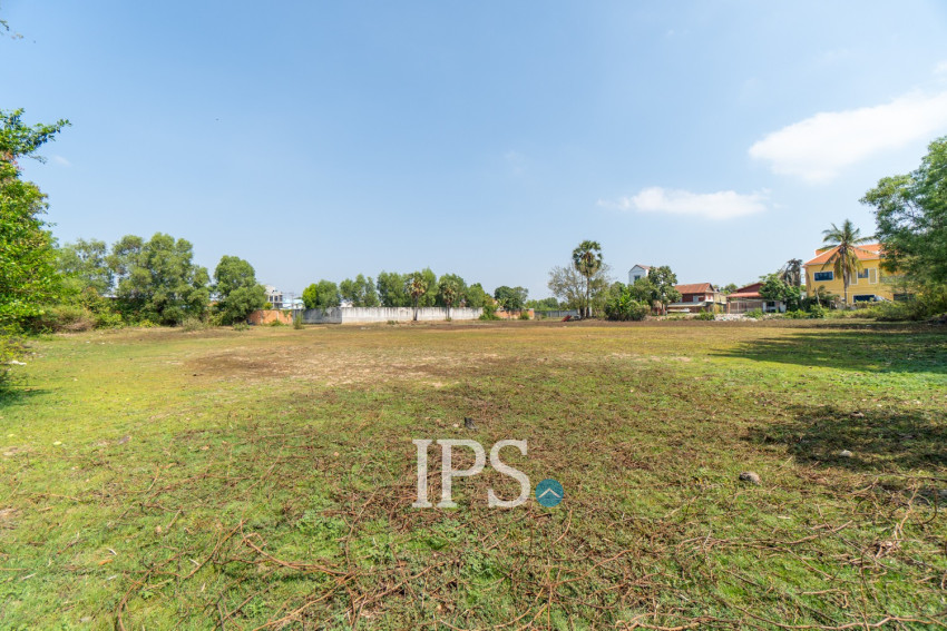 8019 Sqm Land  For Sale - Svay Dangkum, Siem Reap