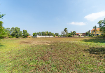 8019 Sqm Land  For Sale - Svay Dangkum, Siem Reap thumbnail