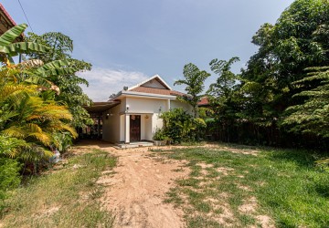 1 Bedroom Villa For Sale - Svay Dangkum, Siem Reap thumbnail