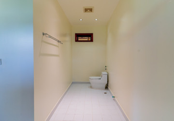 3 Bedroom Villa For Rent - Takhmao, Kandal - Cambodia thumbnail