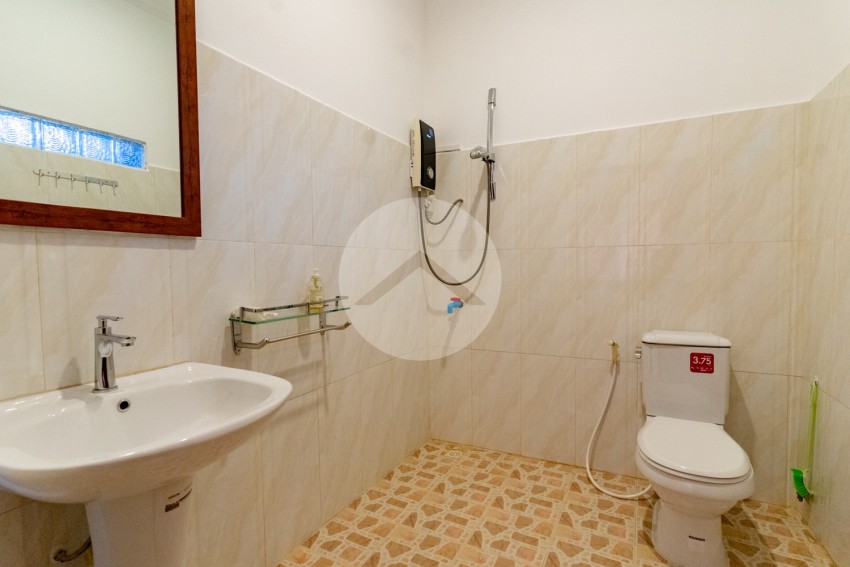 6 Bedroom Villa Property For Sale - Lvea Aem, Kandal Province