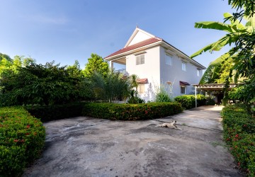 6 Bedroom Villa Property For Sale - Lvea Aem, Kandal Province thumbnail