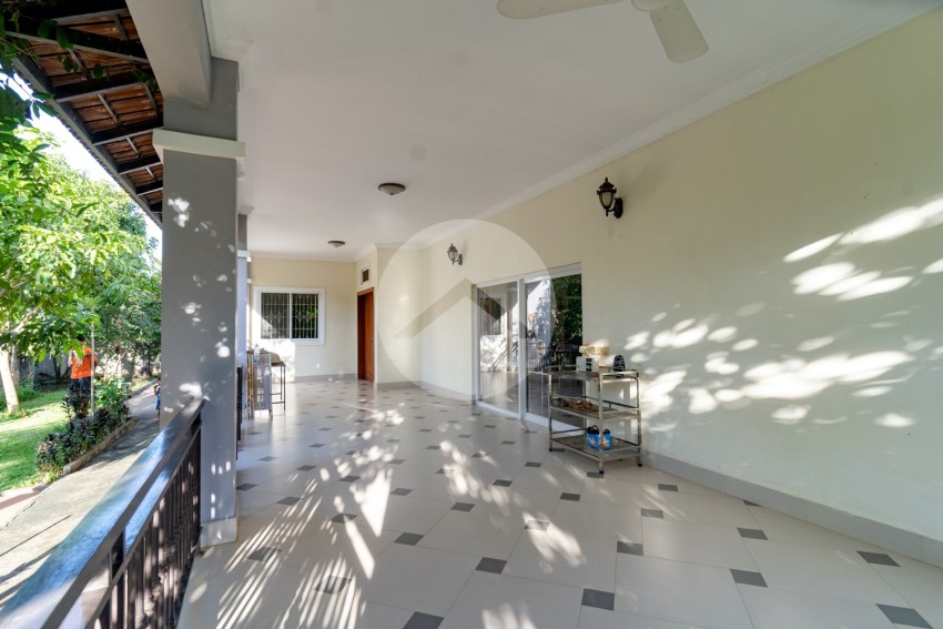 6 Bedroom Villa Property For Sale - Lvea Aem, Kandal Province