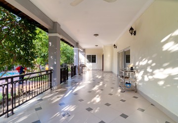 6 Bedroom Villa Property For Sale - Lvea Aem, Kandal Province thumbnail