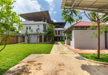 4 Bedroom Villas For Rent - Svay Dangkum, Siem Reap thumbnail