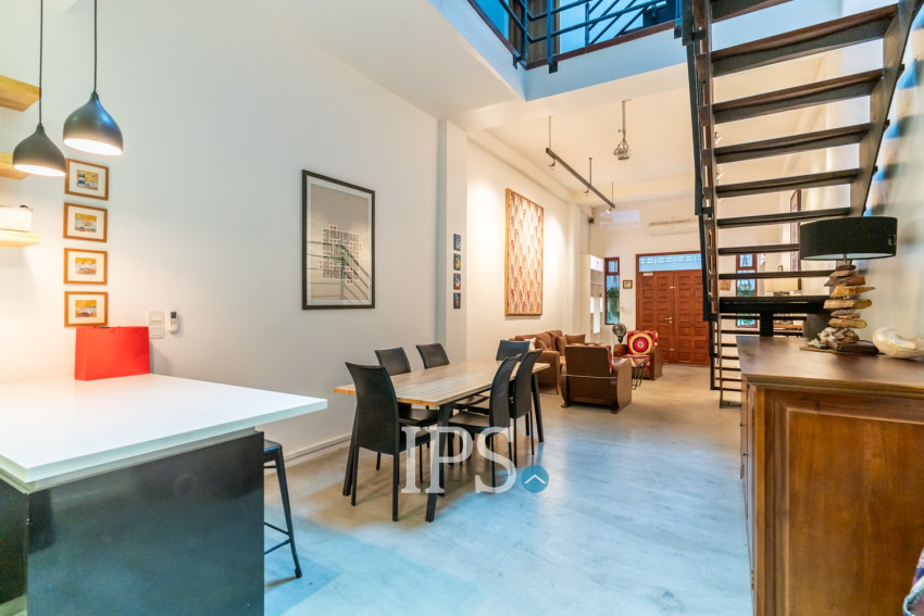 2 Bedroom Townhouse For Rent - Chakto Mukh, Phnom Penh