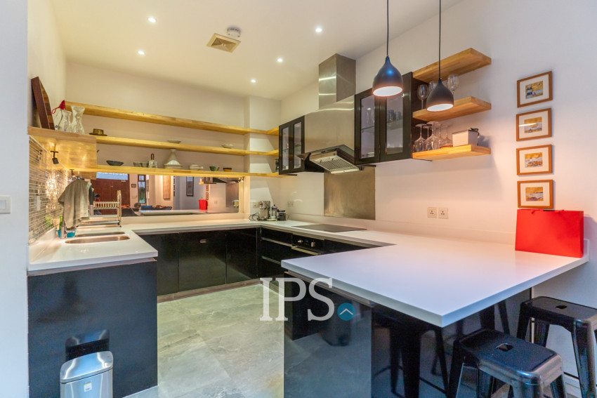 2 Bedroom Townhouse For Rent - Chakto Mukh, Phnom Penh