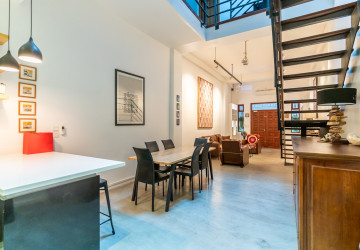 2 Bedroom Townhouse For Rent - Chakto Mukh, Phnom Penh thumbnail