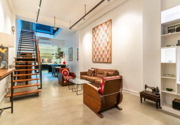 2 Bedroom Townhouse For Rent - Chakto Mukh, Phnom Penh thumbnail