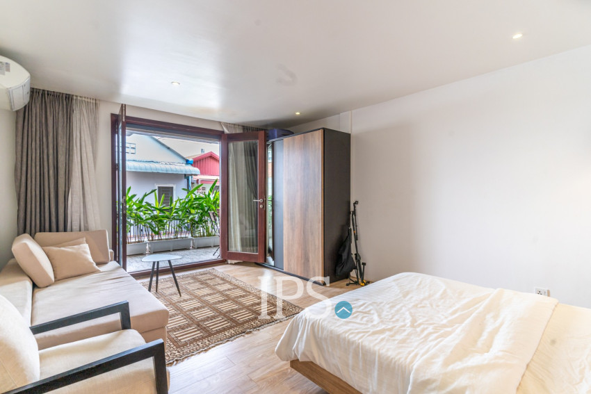 2 Bedroom Townhouse For Rent - Chakto Mukh, Phnom Penh