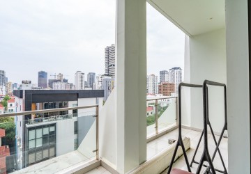 6th Floor 3 Bedroom Condo For Sale - Embassy Central, BKK1, Phnom Penh thumbnail