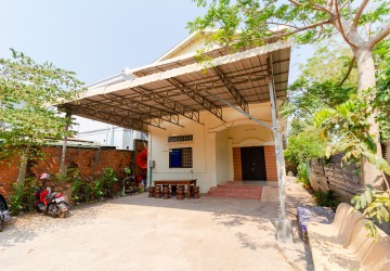 3 Bedroom House For Sale - Svay Dangkum, Siem Reap thumbnail