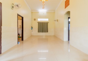 3 Bedroom House For Sale - Svay Dangkum, Siem Reap thumbnail