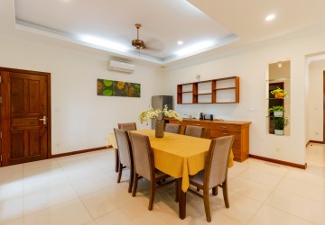 4 Bedroom Villa For Rent - Yen Dy II, Svay Dangkum, Siem Reap thumbnail